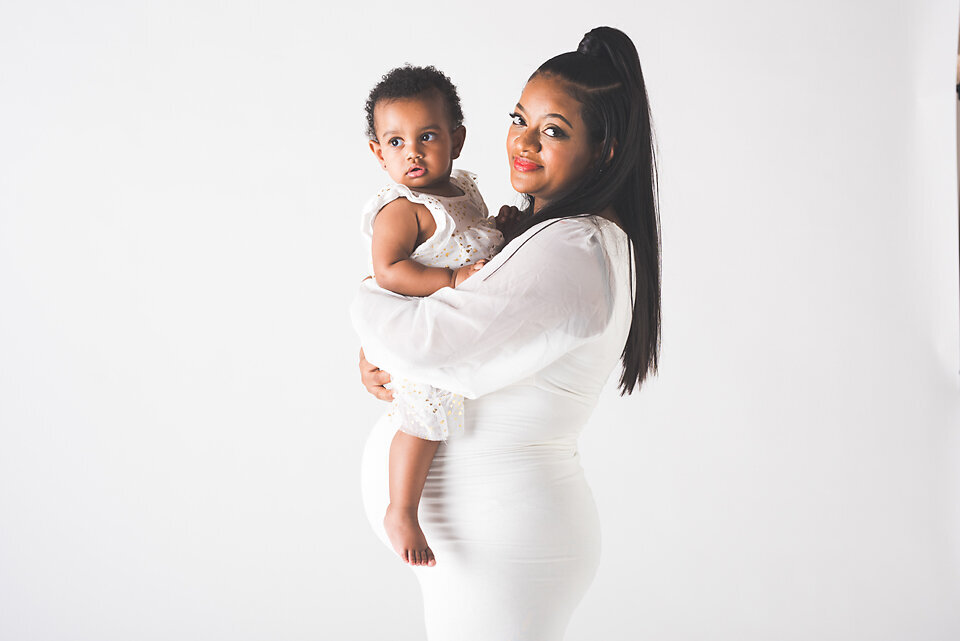 Mother's Day Mini Sessions | Seattle Studio | Heleyna Holmes