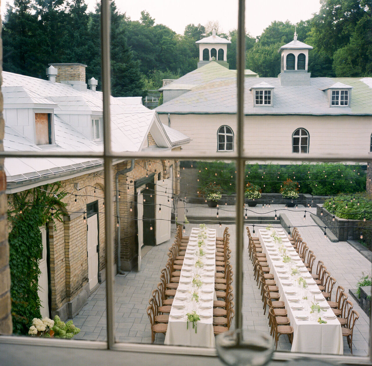 Domaine-Cataraqui-Luxury-Wedding-Photographer-Raphaelle-Granger-33