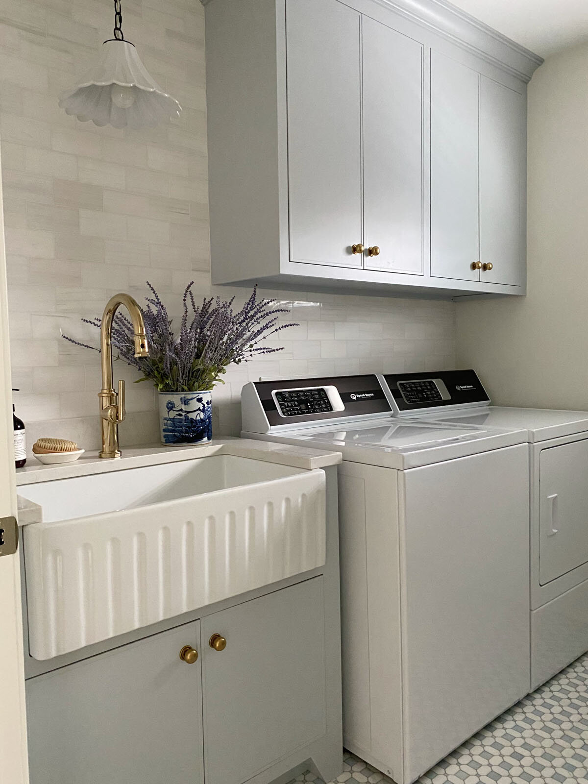 23 Utility-Interiors-Lake Geneva Wisconsin-Williams Bay Laundry 1