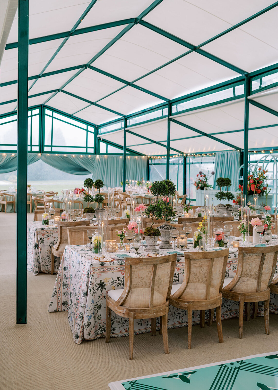 KathleenRob5-3-25GlenstoneGardenVA-VickiGraftonPhotography-868