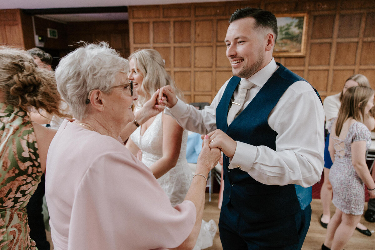 Hayley & Christian - Castle Bromwhich Hall Hotel - DanTomkins Photography-0737