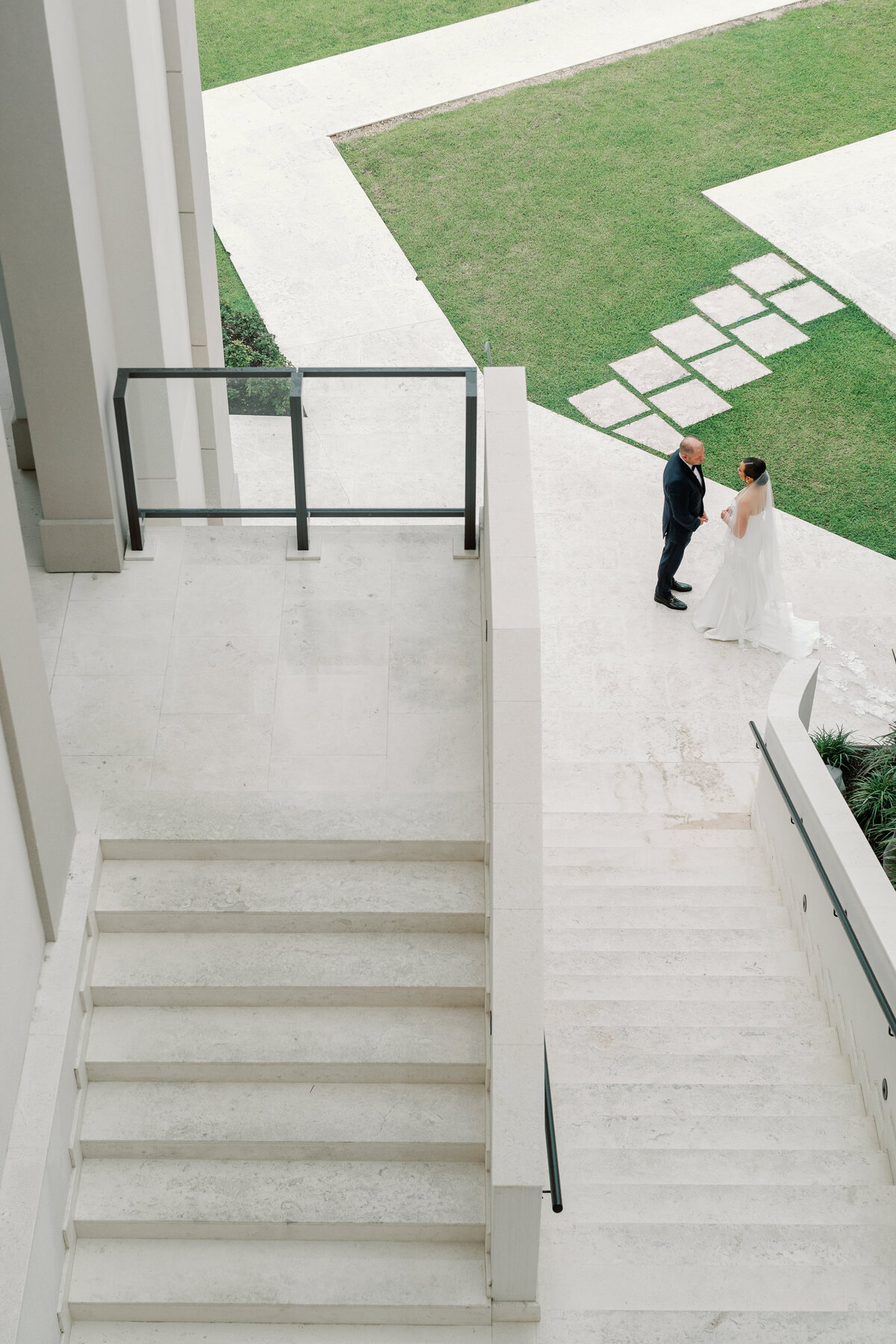 Hayley+Zach_Wedding_SNEAK_FoxtailCo_-233