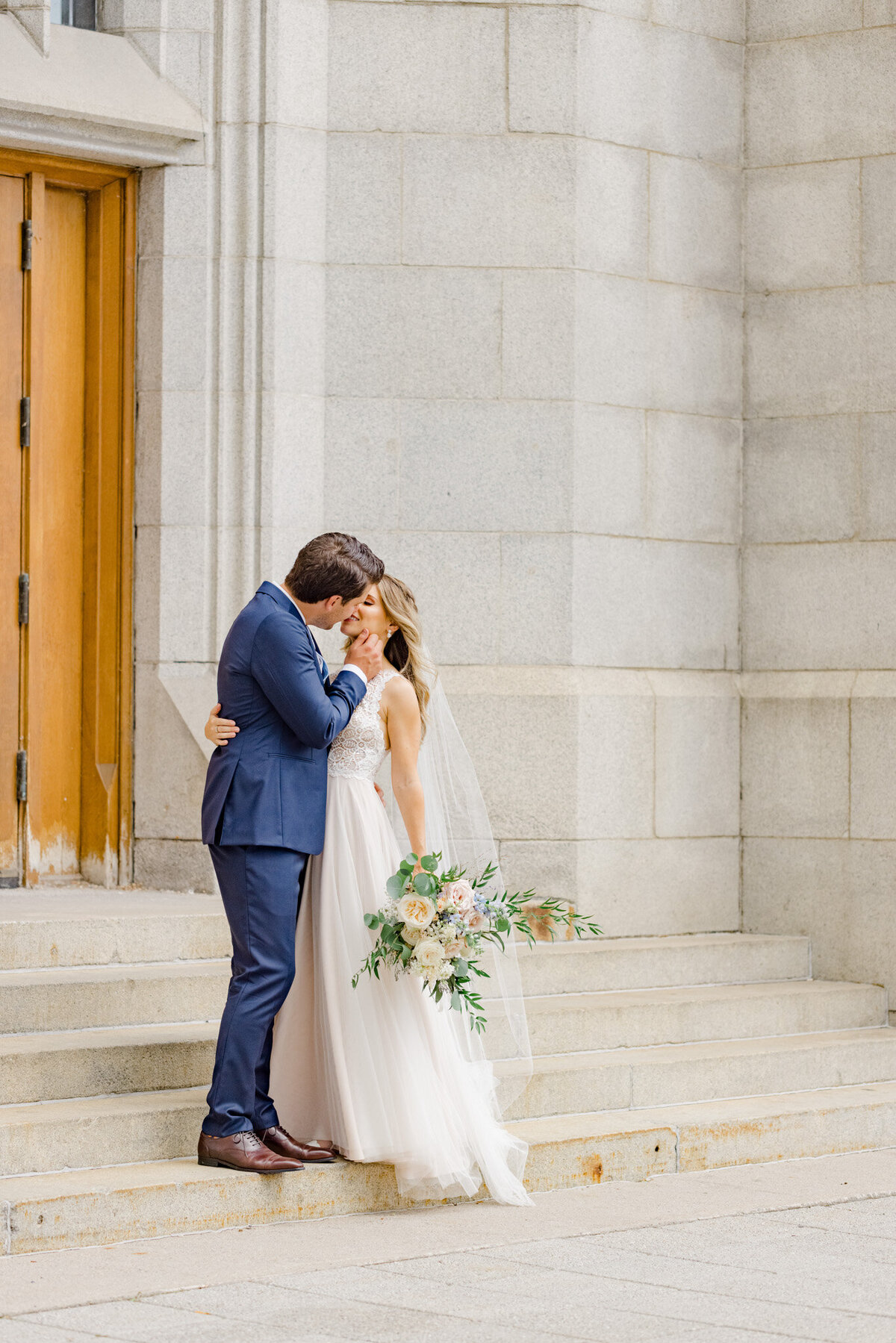 ashley-graeme-side-door-ottawa-wedding-grey-loft-studio-2021-130