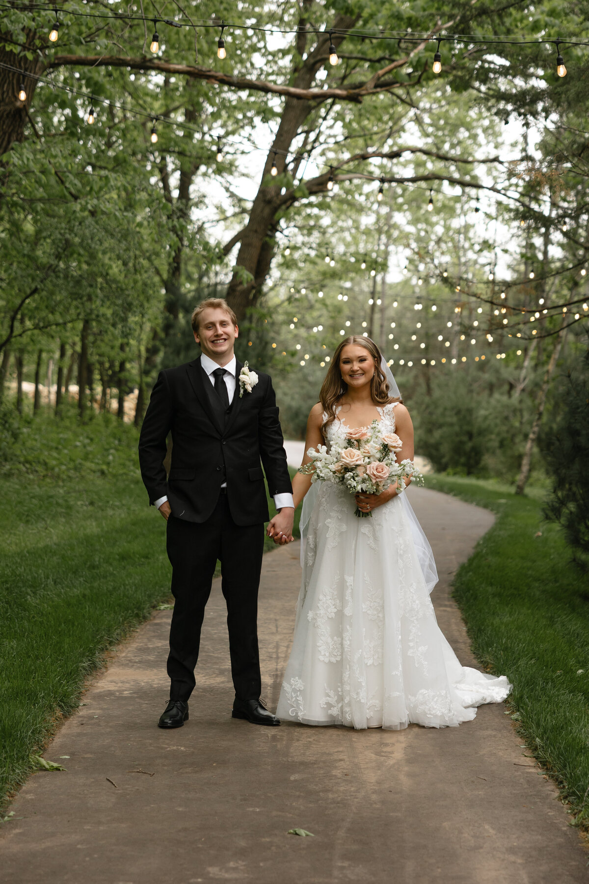 Katelyn and Josiah's Pepin, Wisconsin Wedding Photography-208