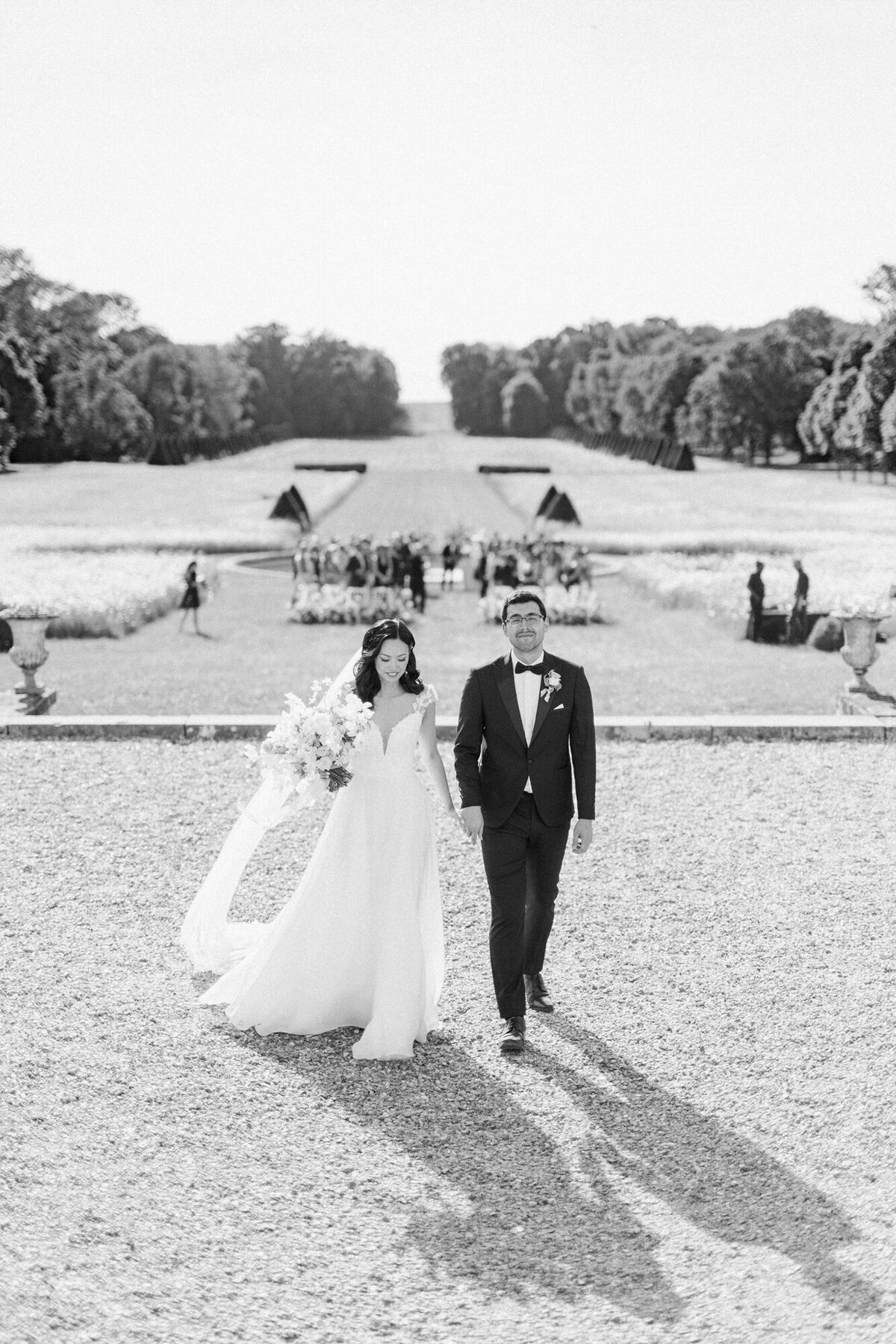Maïlys Fortune Photography Husband Wife Wedding Weddings Photography France Switzerland Italy Timeless Dreamy Imagery Bilingual French English Destination Weddings Destination Wedding Provence French Riviera Paris Lake Como Tuscany84