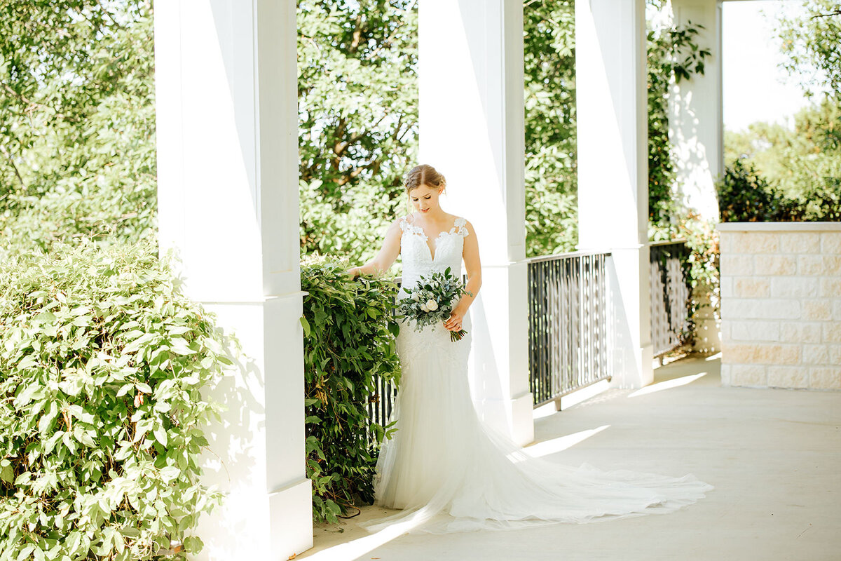 Kendall-Point-Texas-Wedding-Venue-Snap-Chic-1