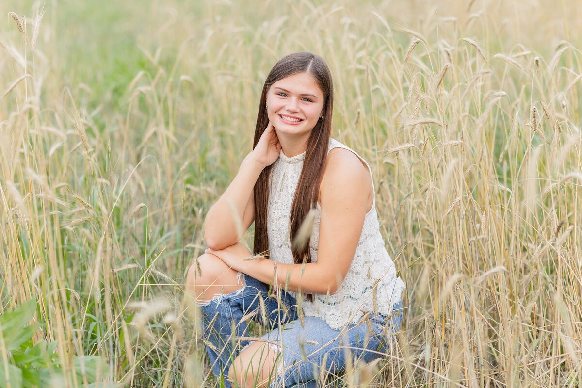 brynn-ohio-field-senior-photos-3