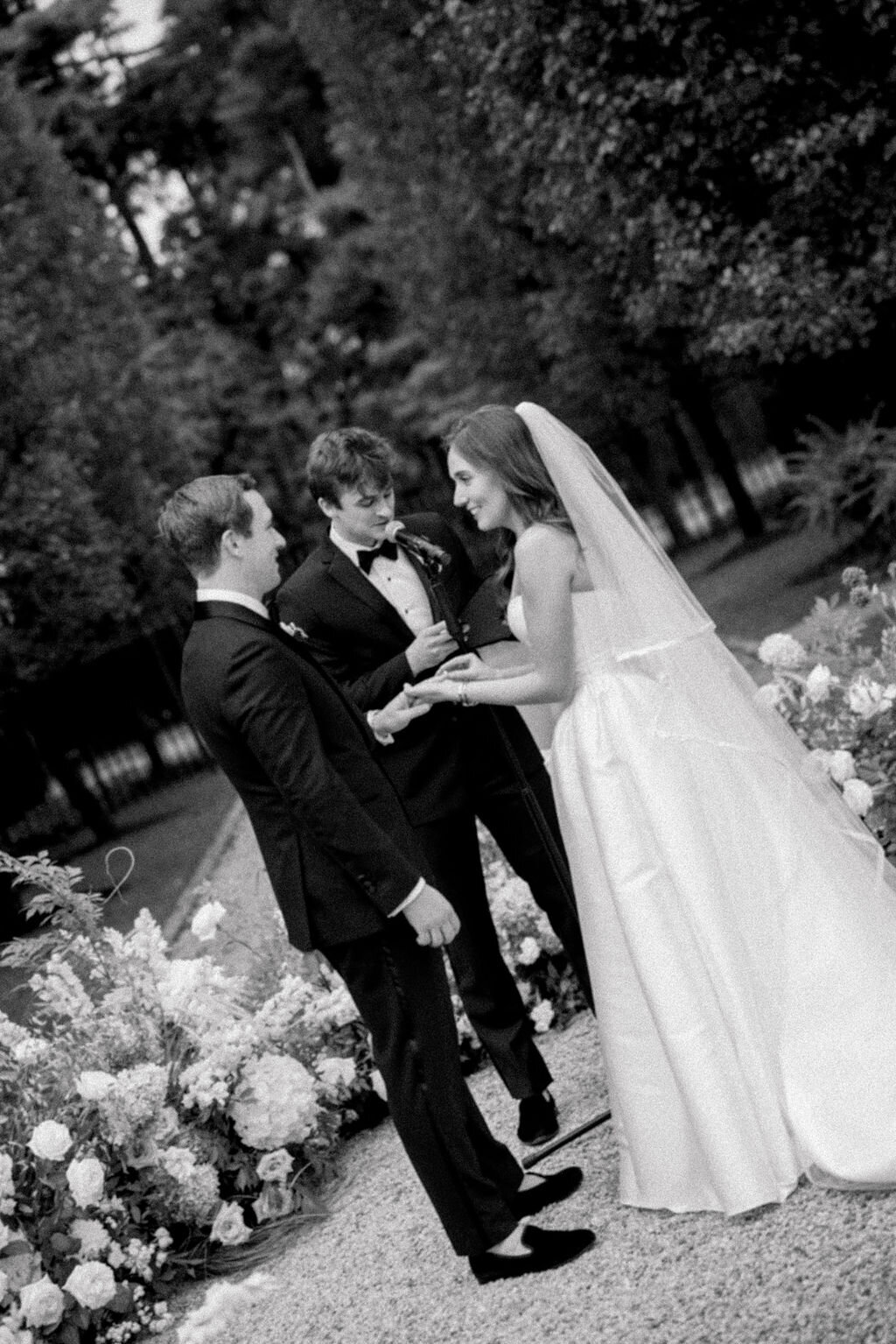 elevated-outdoor-wedding-ceremony-greenwich-ct