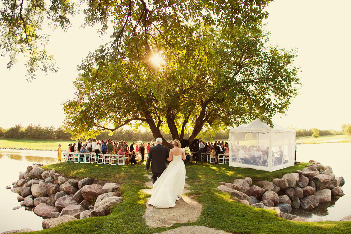 Bride walking down isle