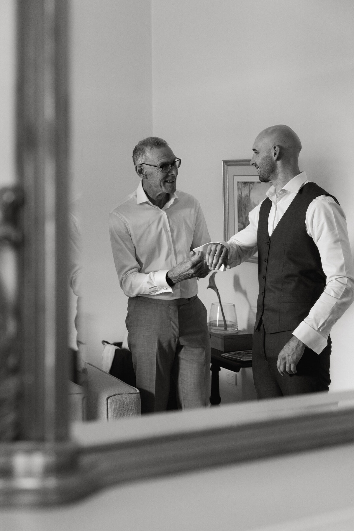2024-12-14-Nikeisha + Jonathan Tennent Mewburn Park Homestead Wedding Daisy + Pine GIFs-085