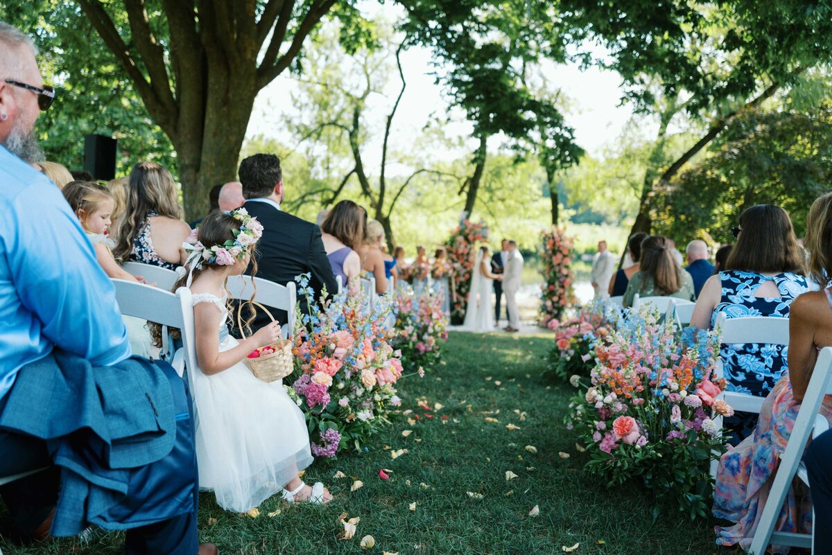 farm-at-eagles-ridge-lancaster-wedding-088