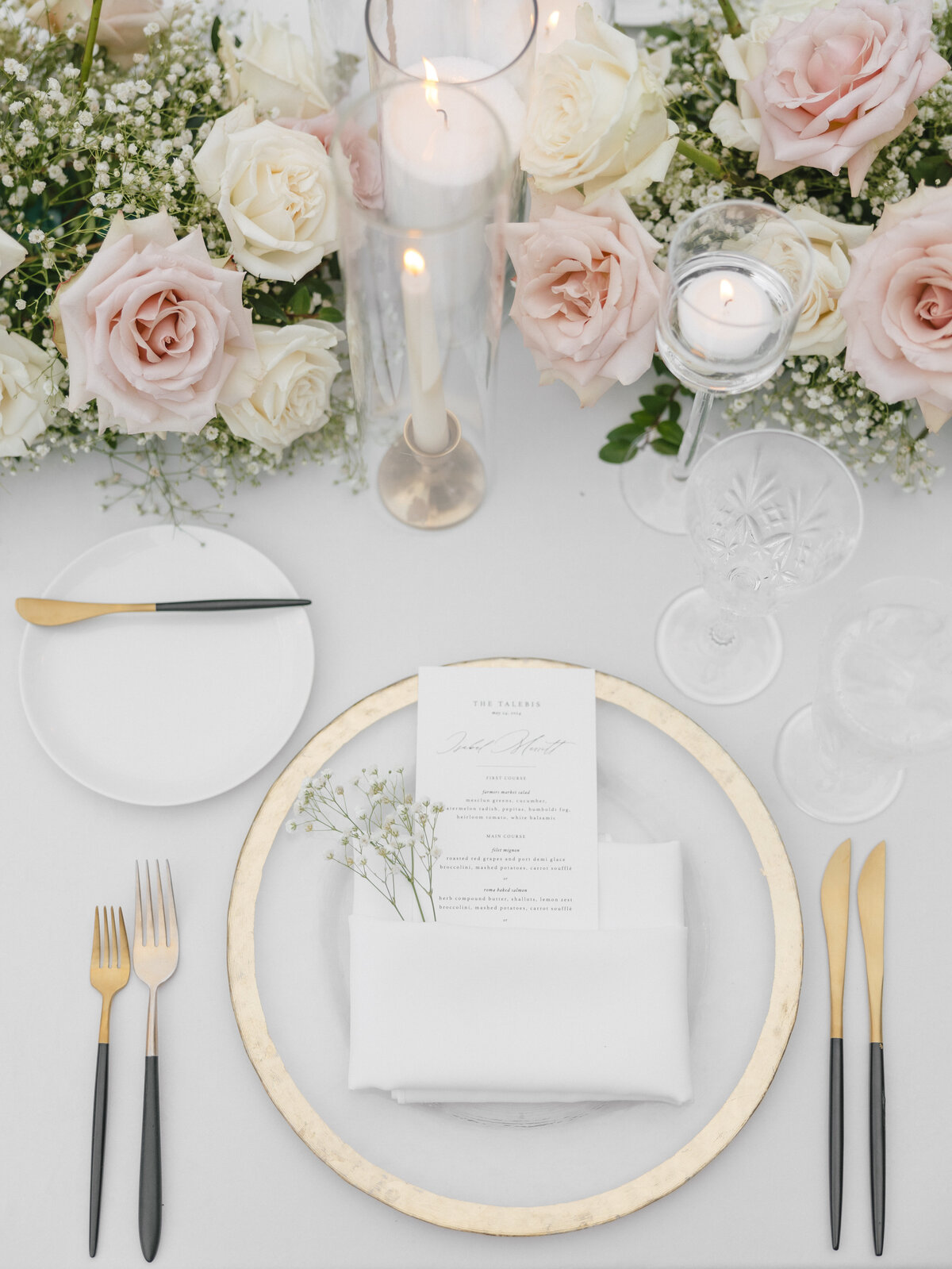 Teasers_OliviaandAlex_Hummingbird-Nest-Ranch_Taylor-Kinzie-Photography-303