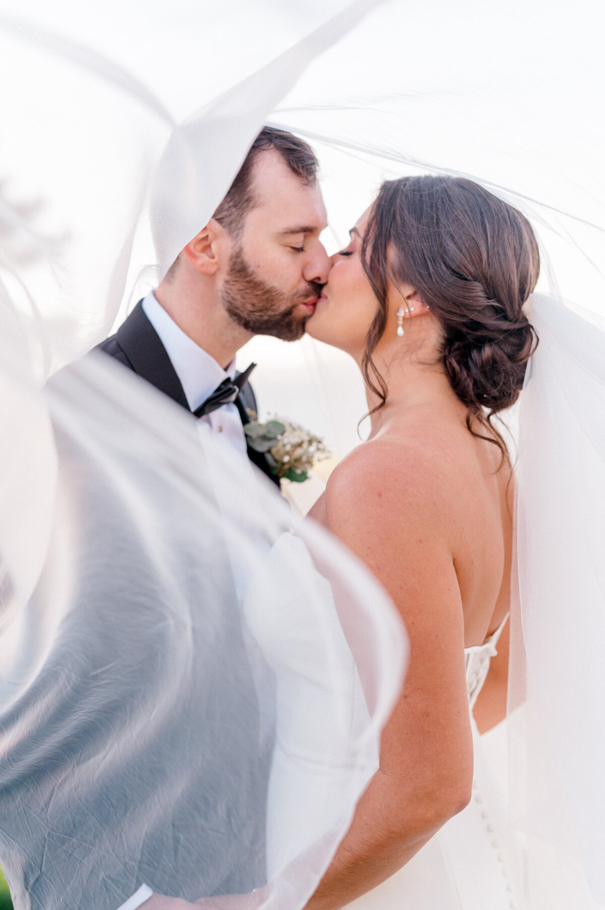 Newport-Harbor-Island-Resort-Wedding34