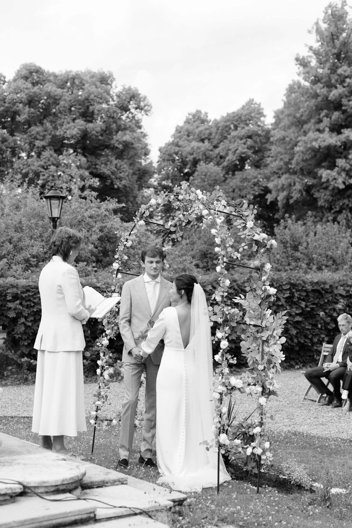Destination Wedding Photographer Anna Lundgren in Stockholm Wedding at Nasby Slott in Stockholm Sweden_027