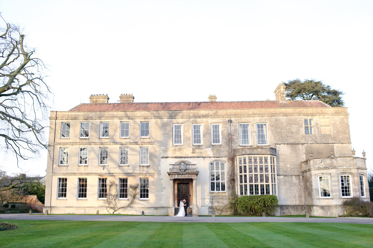 luxury-wedding-elmore-court-gloucestershire-leslie-choucard-photography-51