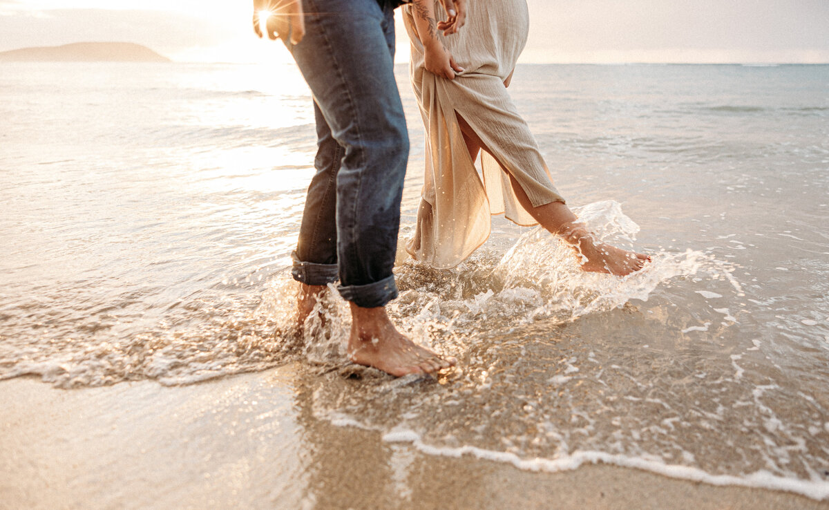 Kahala-beach-sunrise-maternity-photos-58