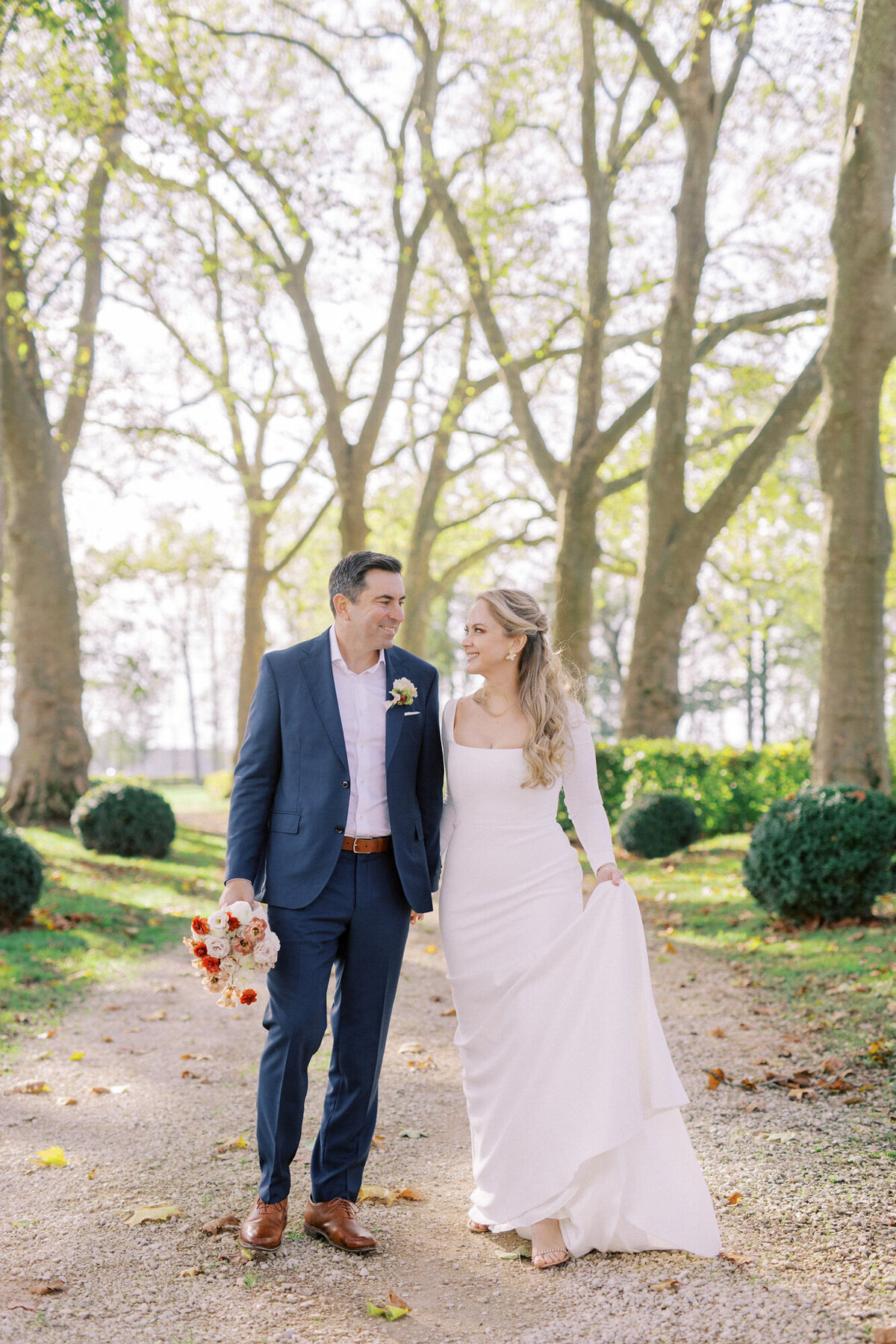 Maïlys Fortune Photography Husband Wife Wedding Weddings Photography France Switzerland Italy Timeless Dreamy Imagery Bilingual French English Destination Weddings Destination Wedding Provence French Riviera Paris Lake Como Tuscany97