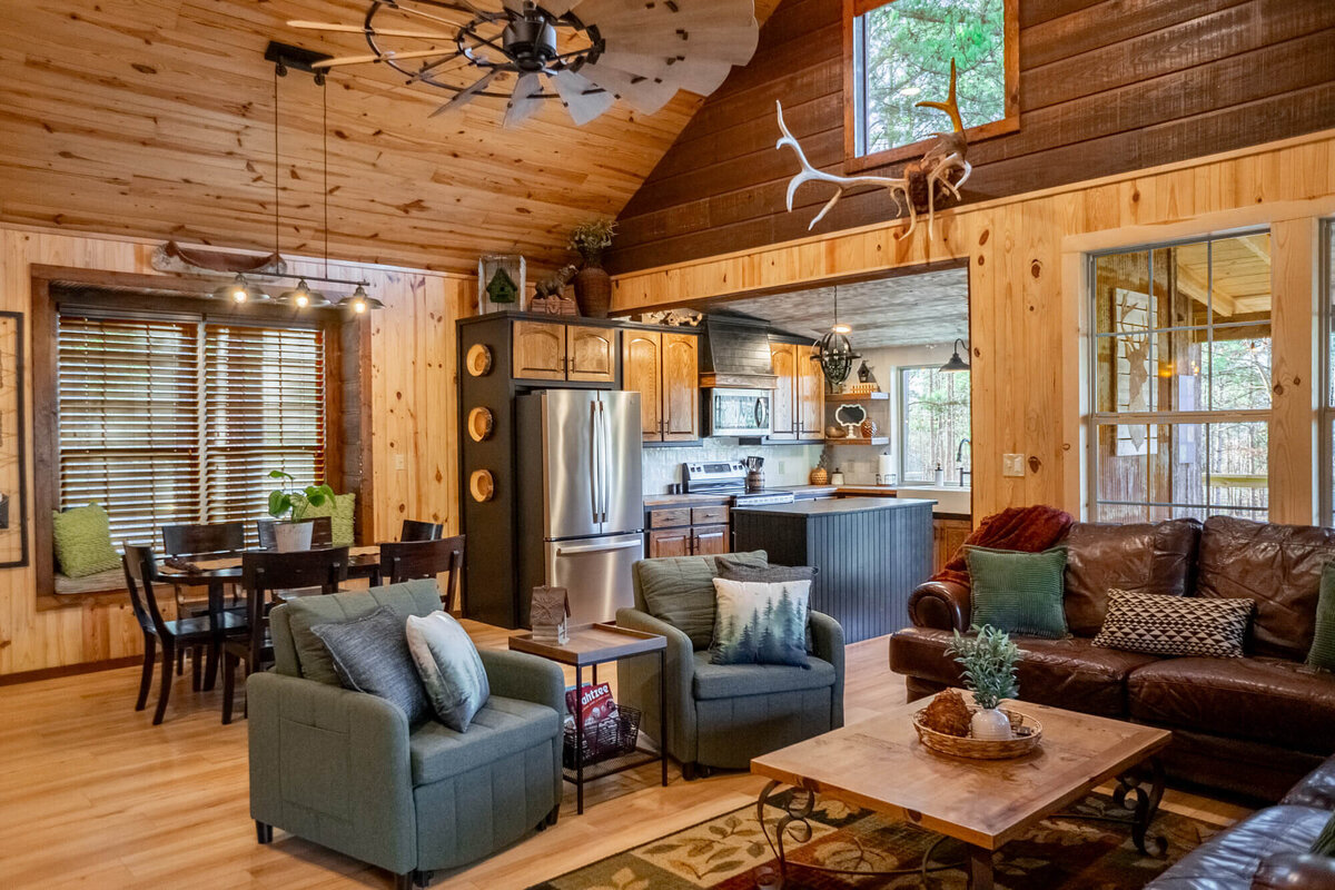 wolf-pen-gap-cabin-big-timber-lodge-31