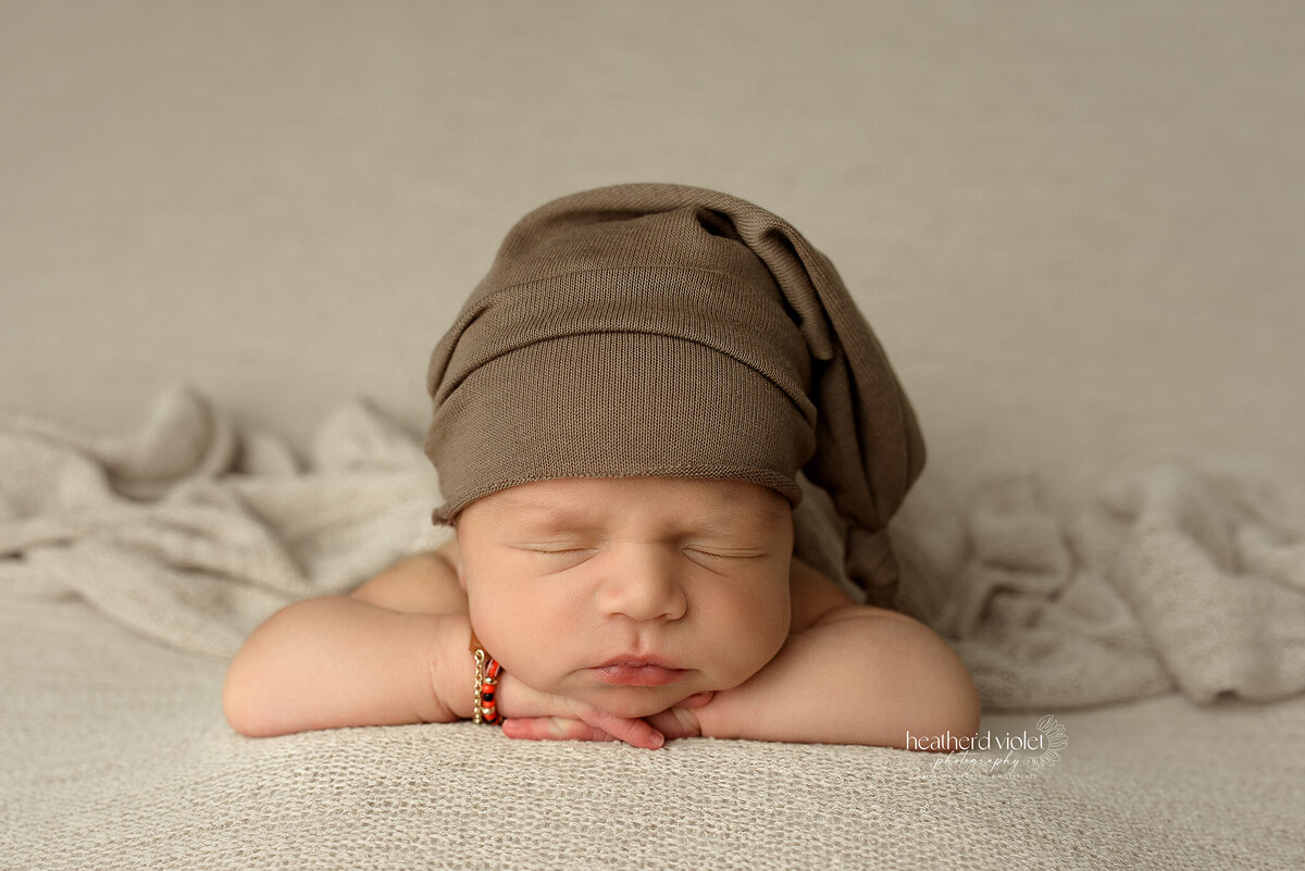 Indianapolis newborn photographer, newborn photography in Lafayette IN, newborn photographer near me, newborn portrait studio