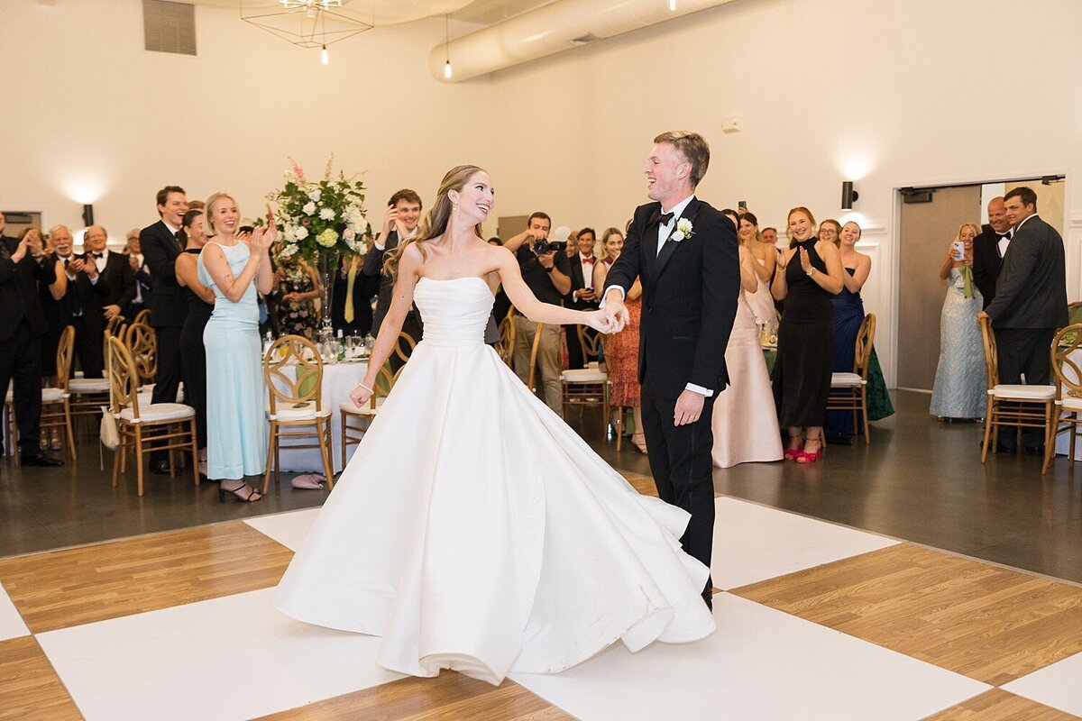 Raleigh-NC-Wedding-Photographer-The-Maxwell-Sarah-Hinckley-Photography-Timeless-Wedding-Photographer-_0028