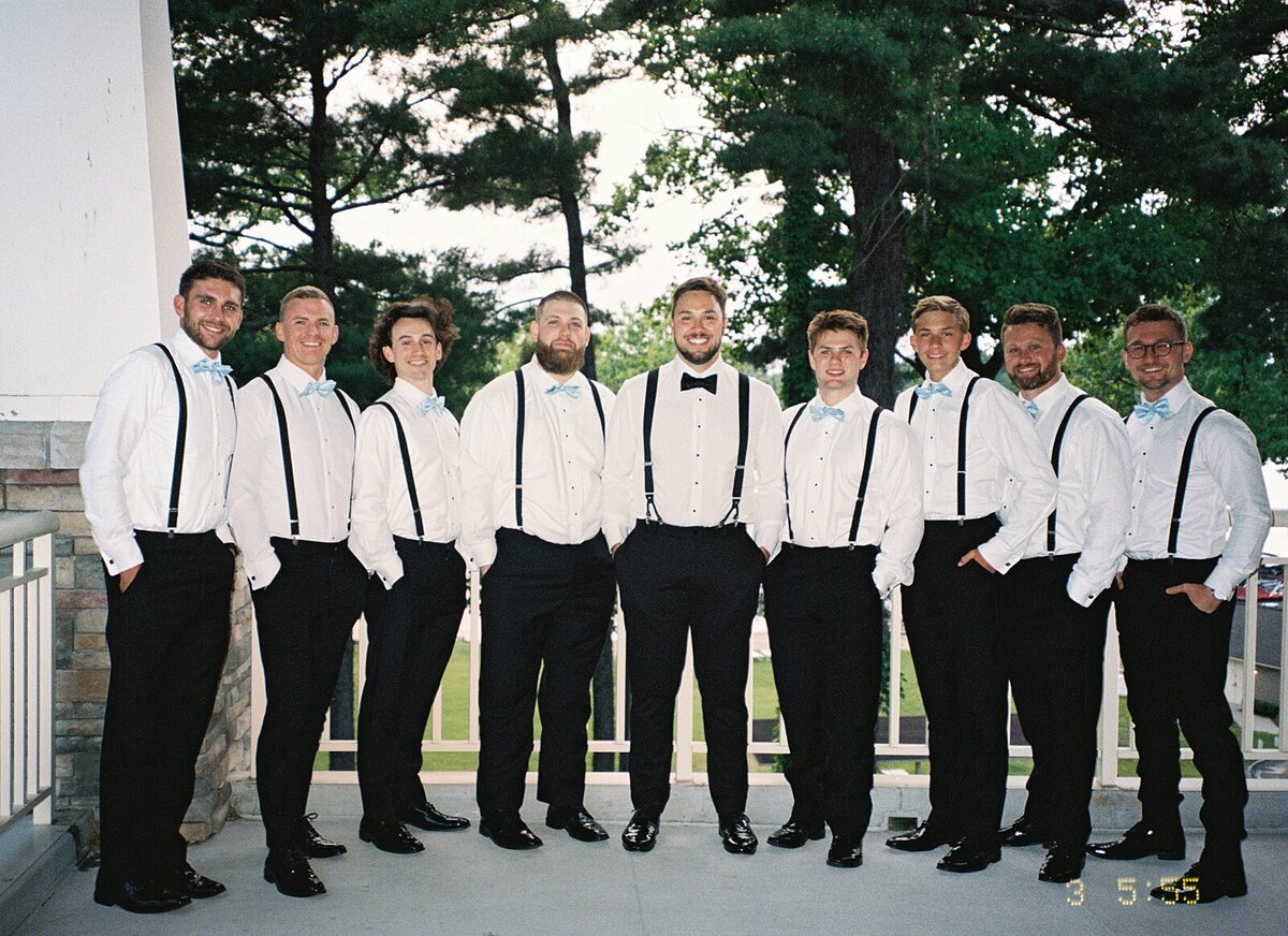 Oak-pointe-country-club-wedding_1337