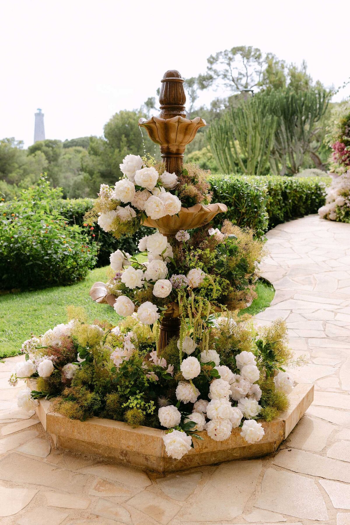 wedding at four seasons hotel cap ferrat france 32