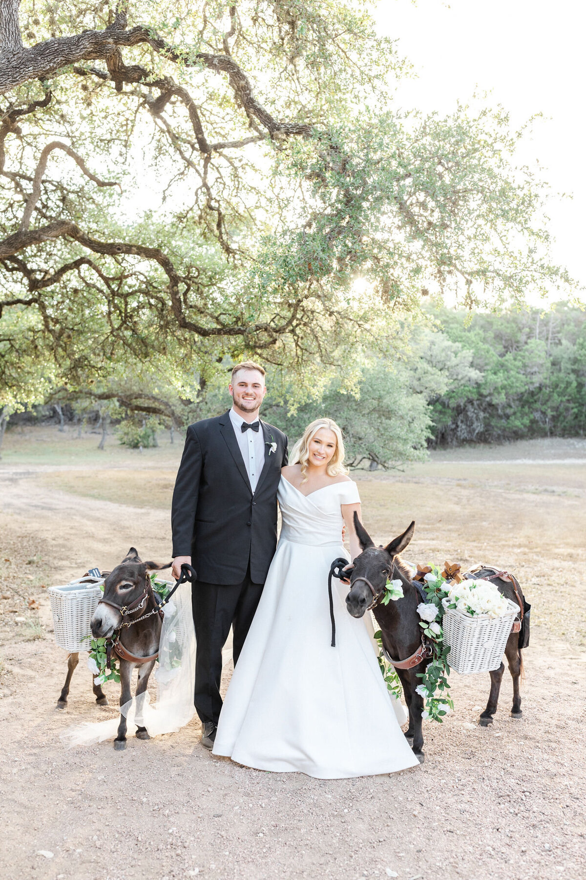 Kendall-Point-wedding-boerne-austin-san-antonio-photographer-elegant-timeless-refined-luxury-colorful-photography-14