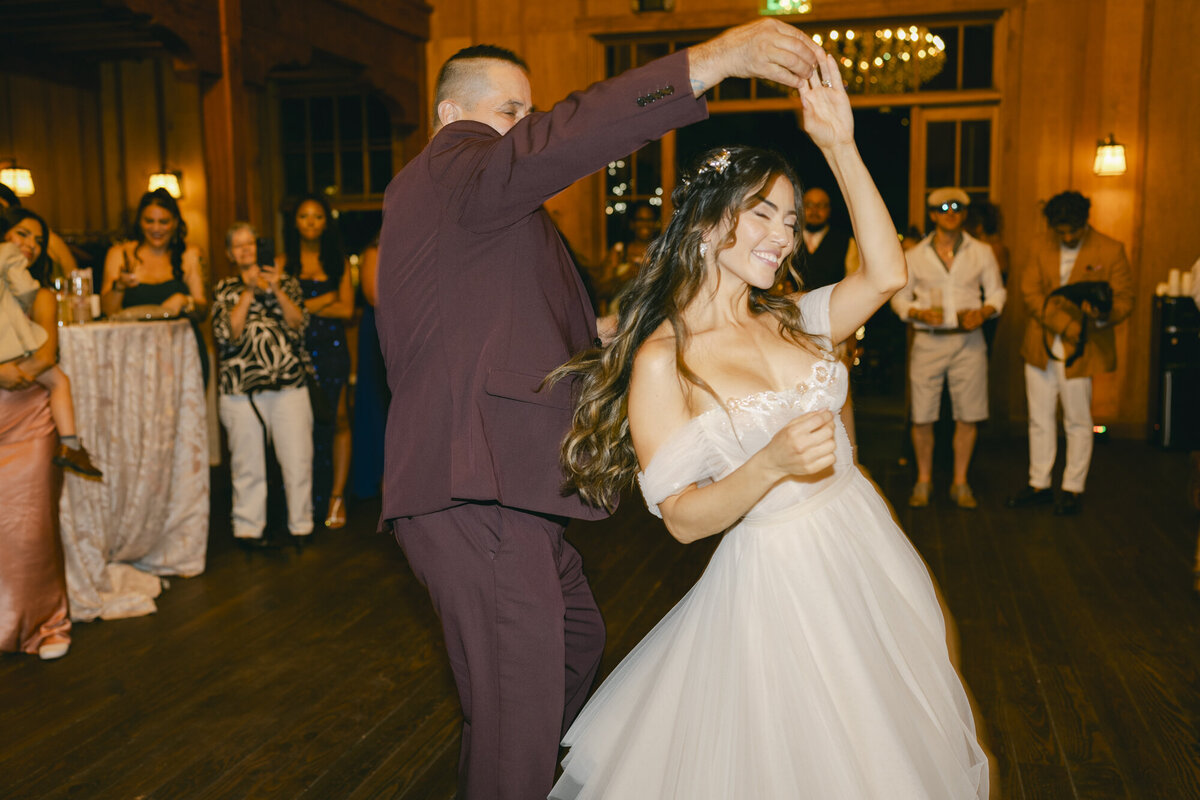 PERRUCCIPHOTO_NESTLDOWN_WEDDING_219