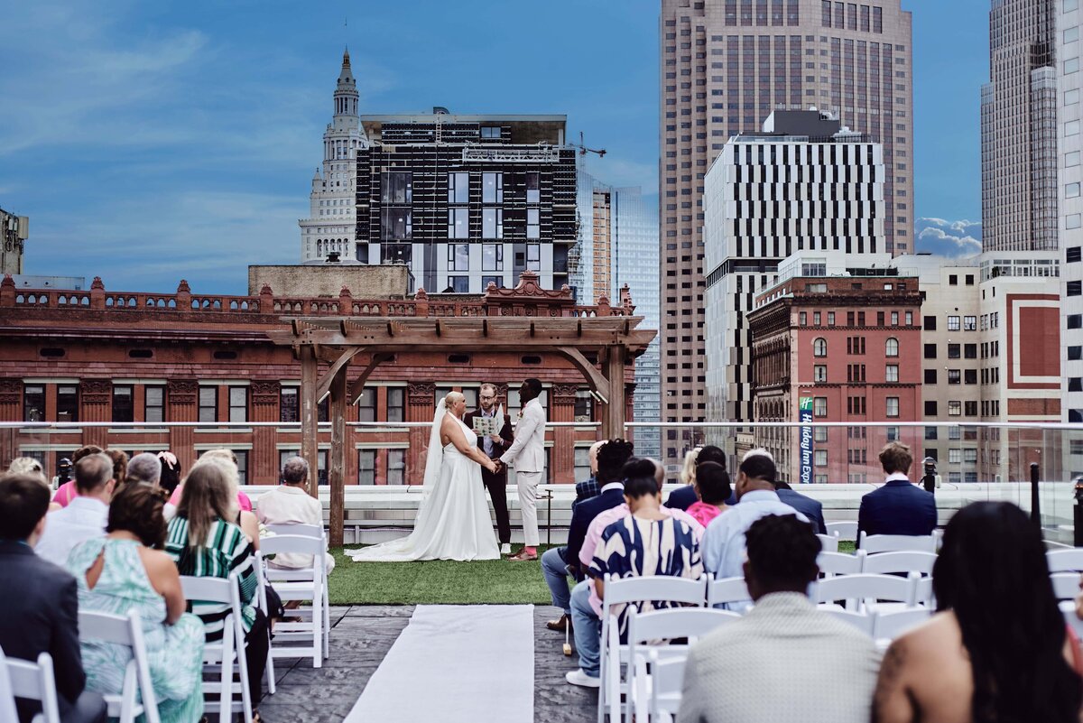 The Metropololitan at the 9 Cleveland, Ohio Wedding ErikaBlackPhotography_117_(2)