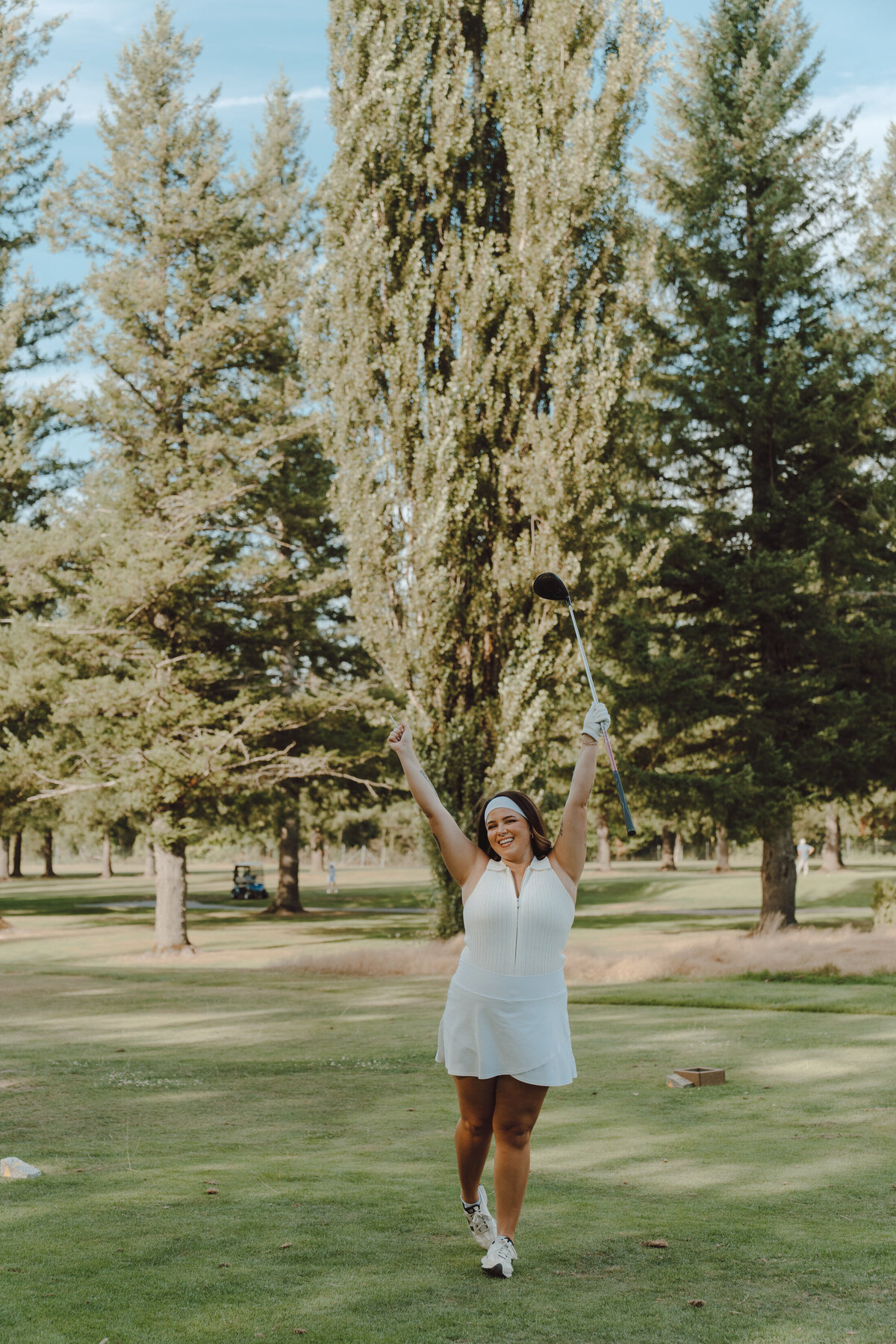 Mount-Si-Golf-Course-Couples-Photos-43