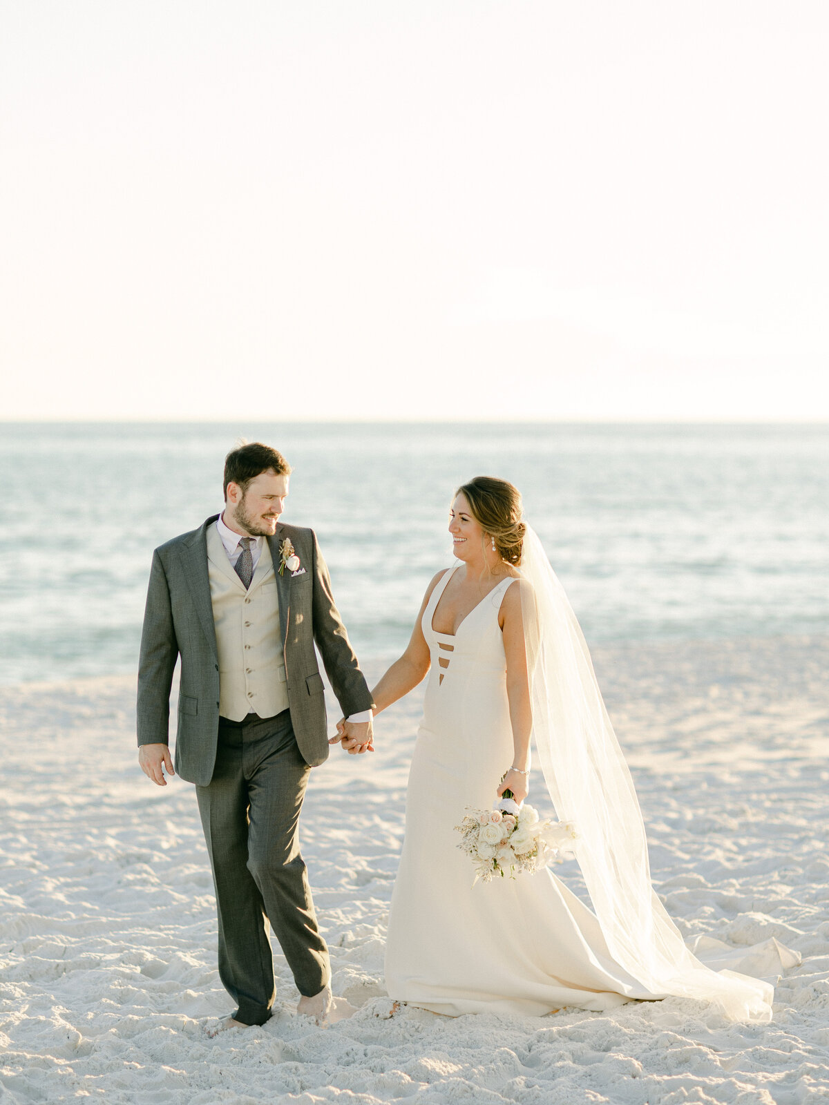Marybeth and Ryan - Destin Florida Wedding Photographer - Darian Reilly Photography-55