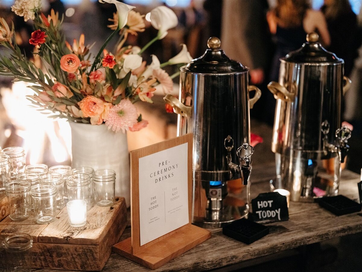 wedding-ceremony-drinks