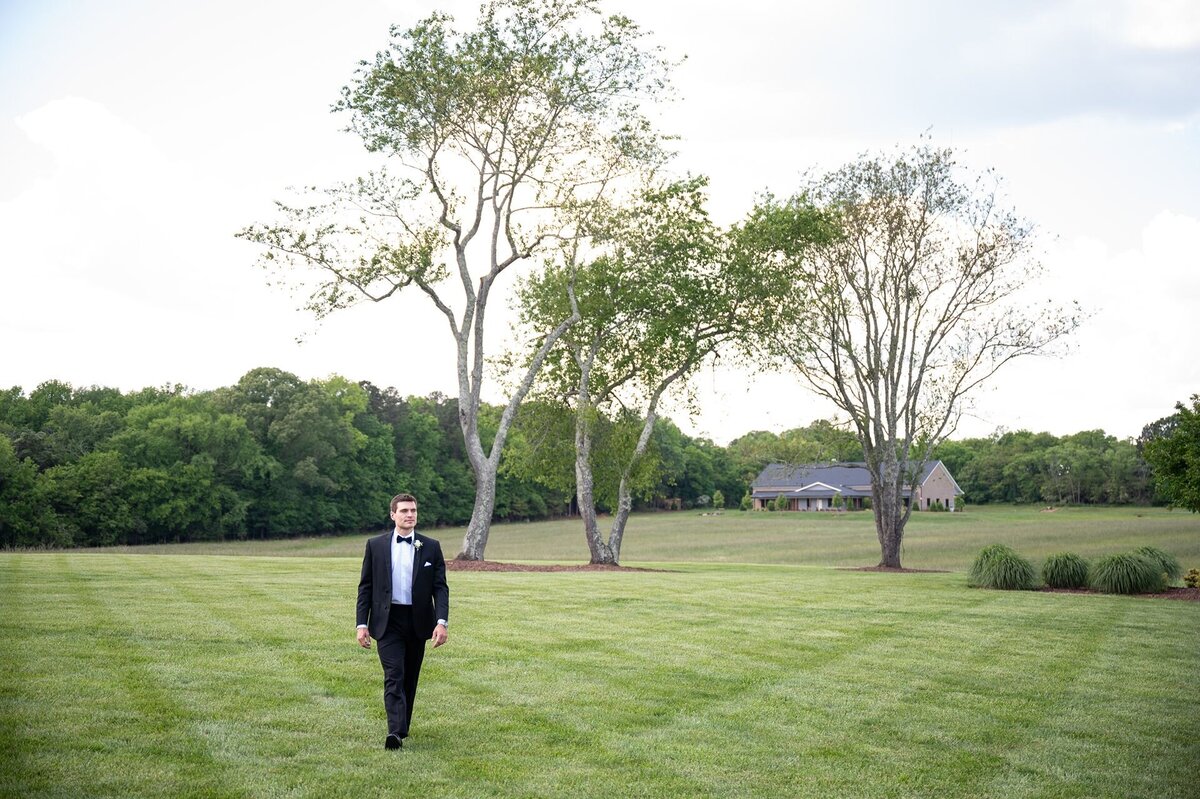 Wedding-at-Board-and-Batten-Lexington-North-Carolina-0101