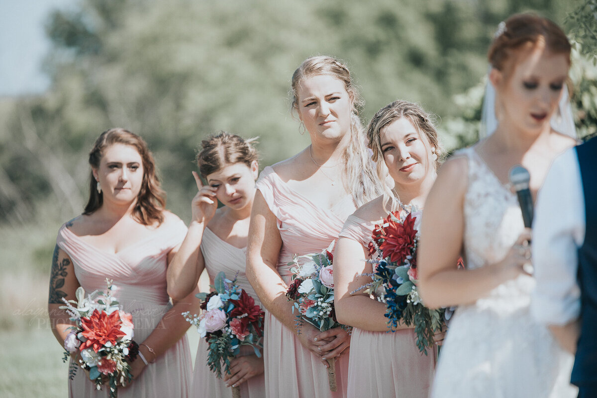 ceremony _ alaynna ann schwartz _ harpors vinyard _ iowa photographer _ playlife photography_0151