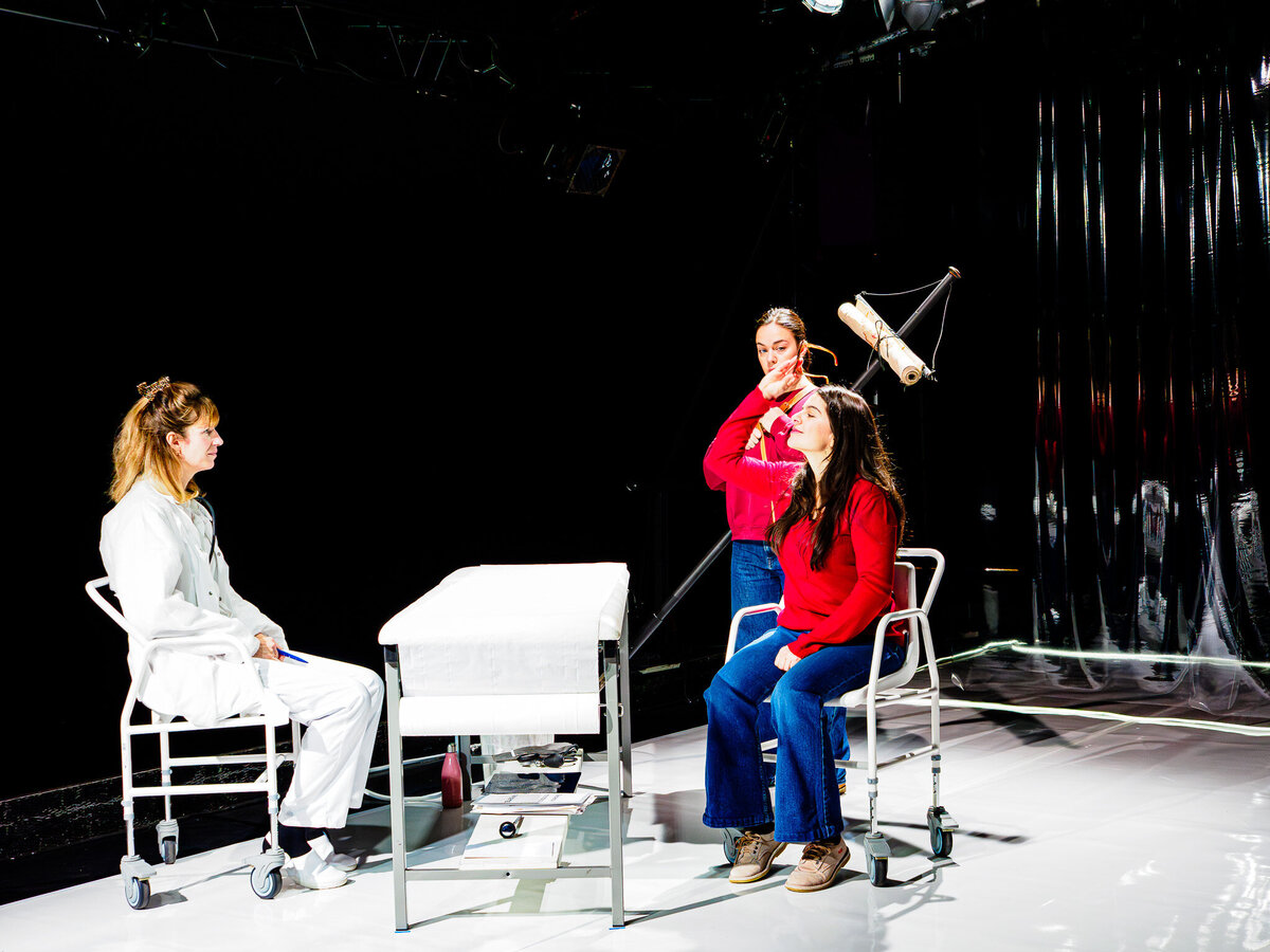 Sur le cœur Fantasmagorie du siècle 21 de Nathalie Fillion ©Marie Charbonnier_B240023