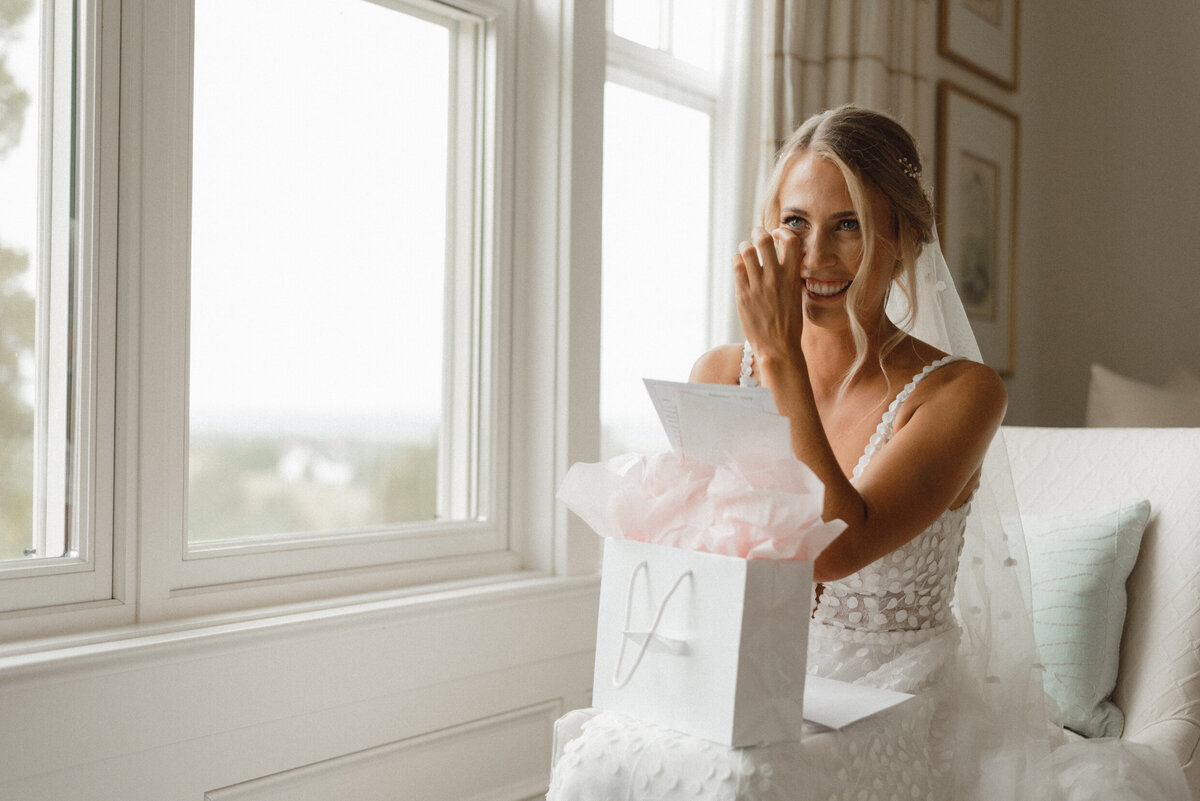 AllieJenningsPhoto-LawrenKyleWedding-SNEAKPEEKS-22