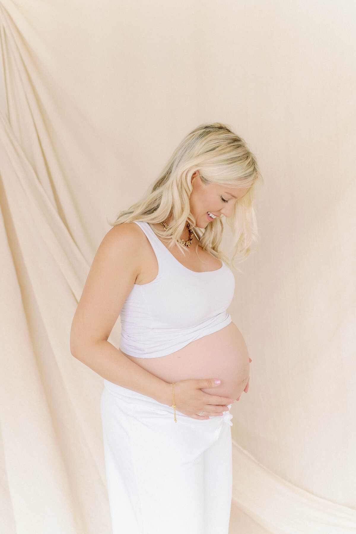 CoCo Jones Photography_Oxfordshire Family Photographer_Emily Maternity-71