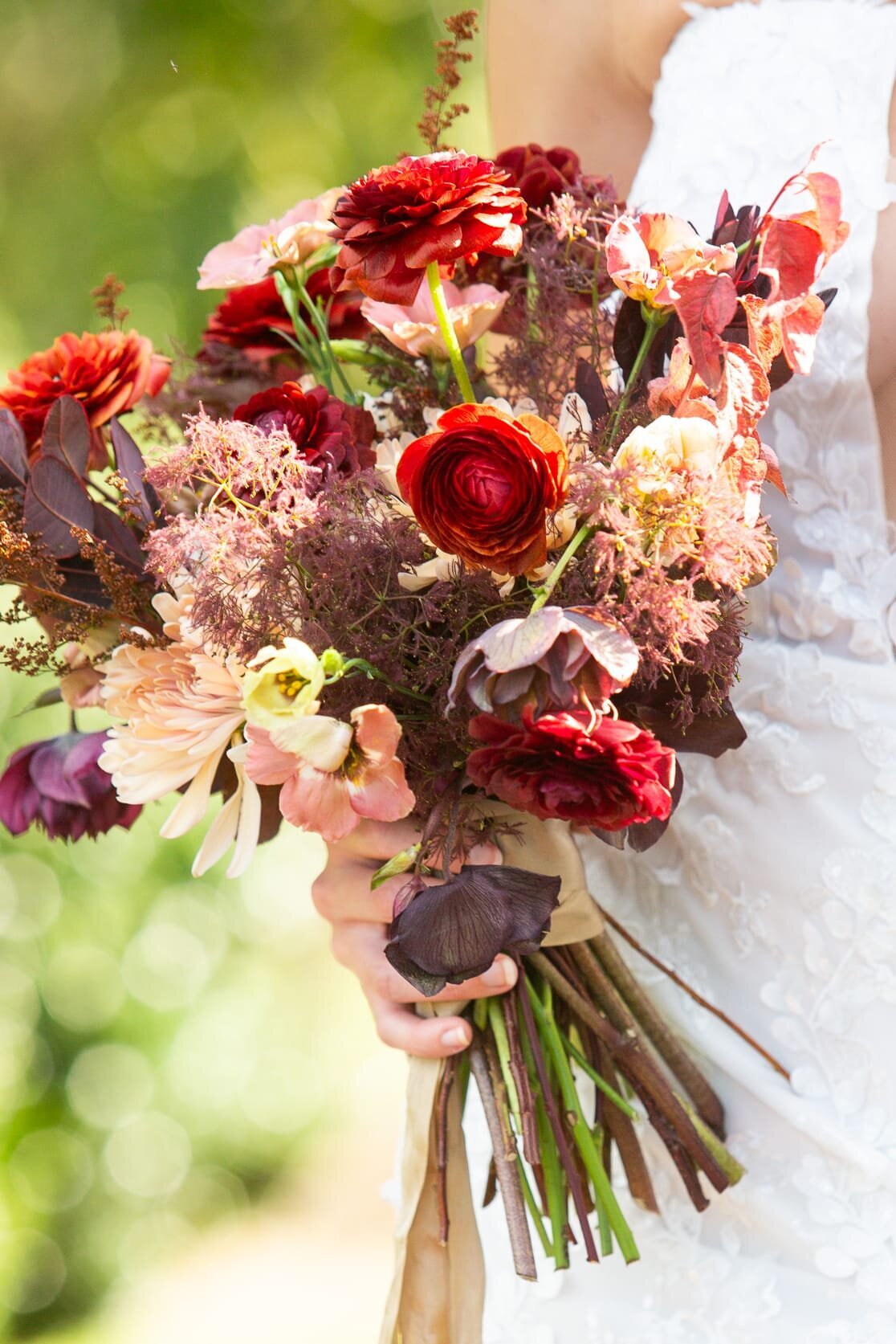 rust-wedding-bouquet