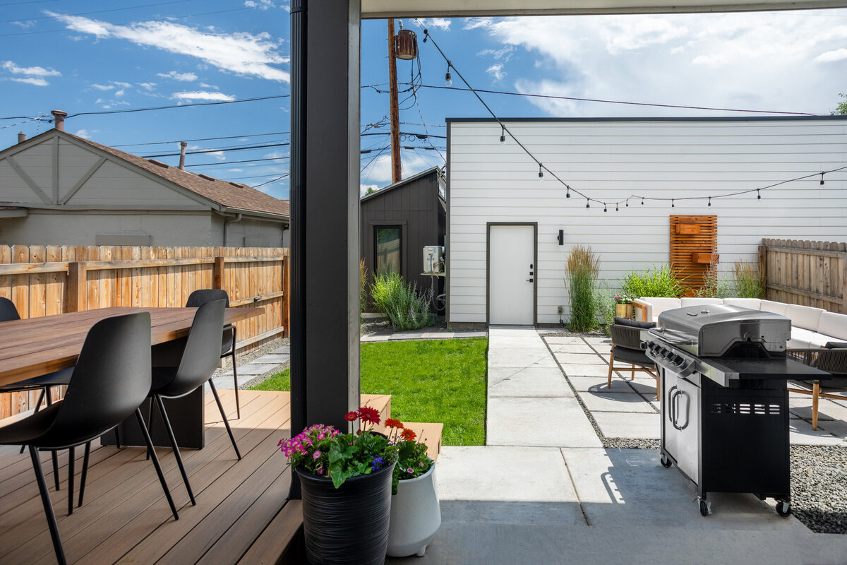 BDStudios_4448_S_Acoma_Street_28