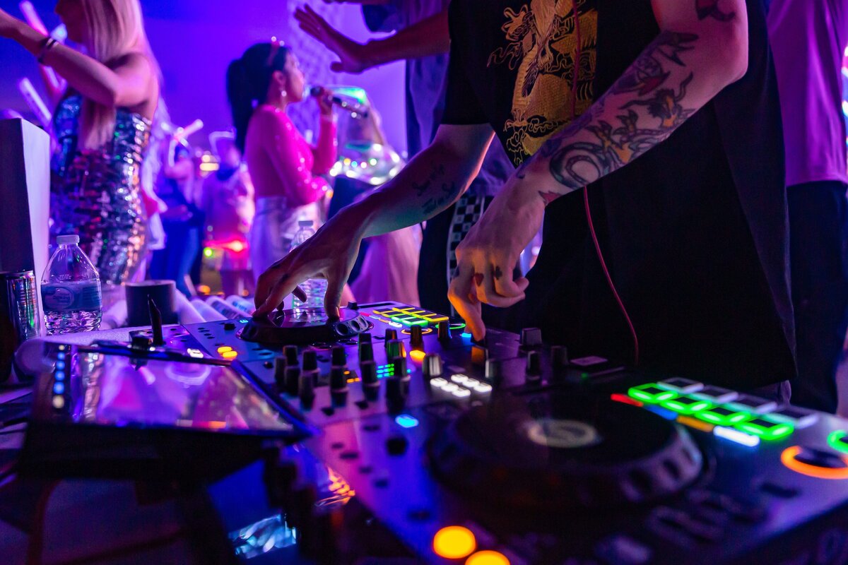 ID-Intrinsic-Tour-2025-0031