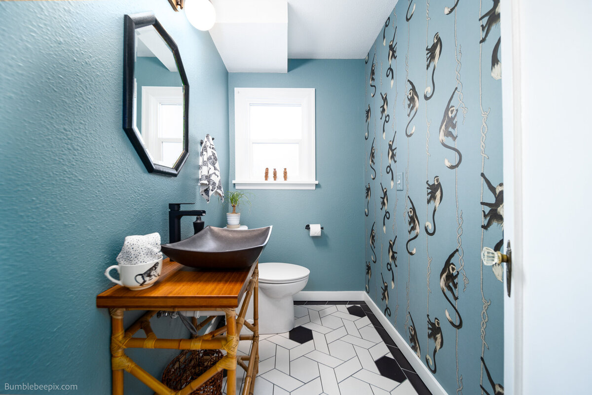 Glass_Powder_1-Hive-Design-Build-Spokane-Interior-Design
