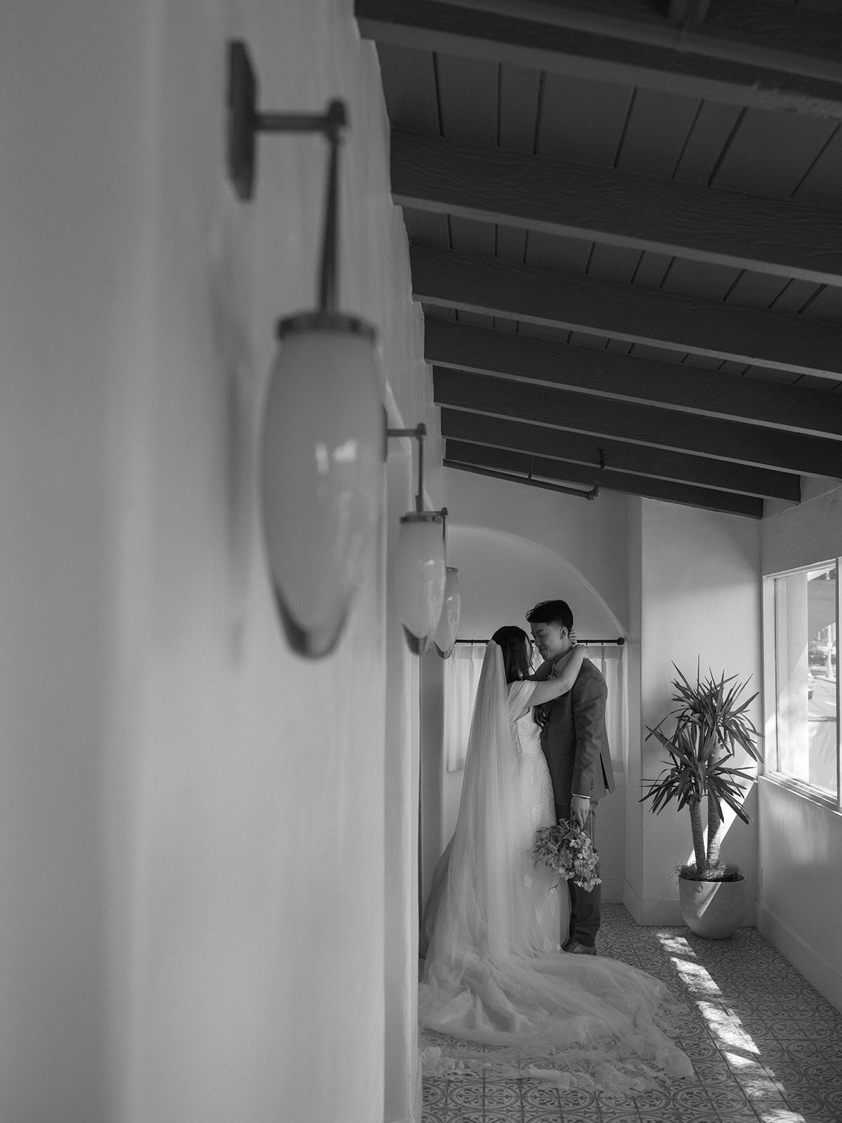 pretty-palm-leaf-event-co-susand-and-david-wedding-at-agape-1928-14