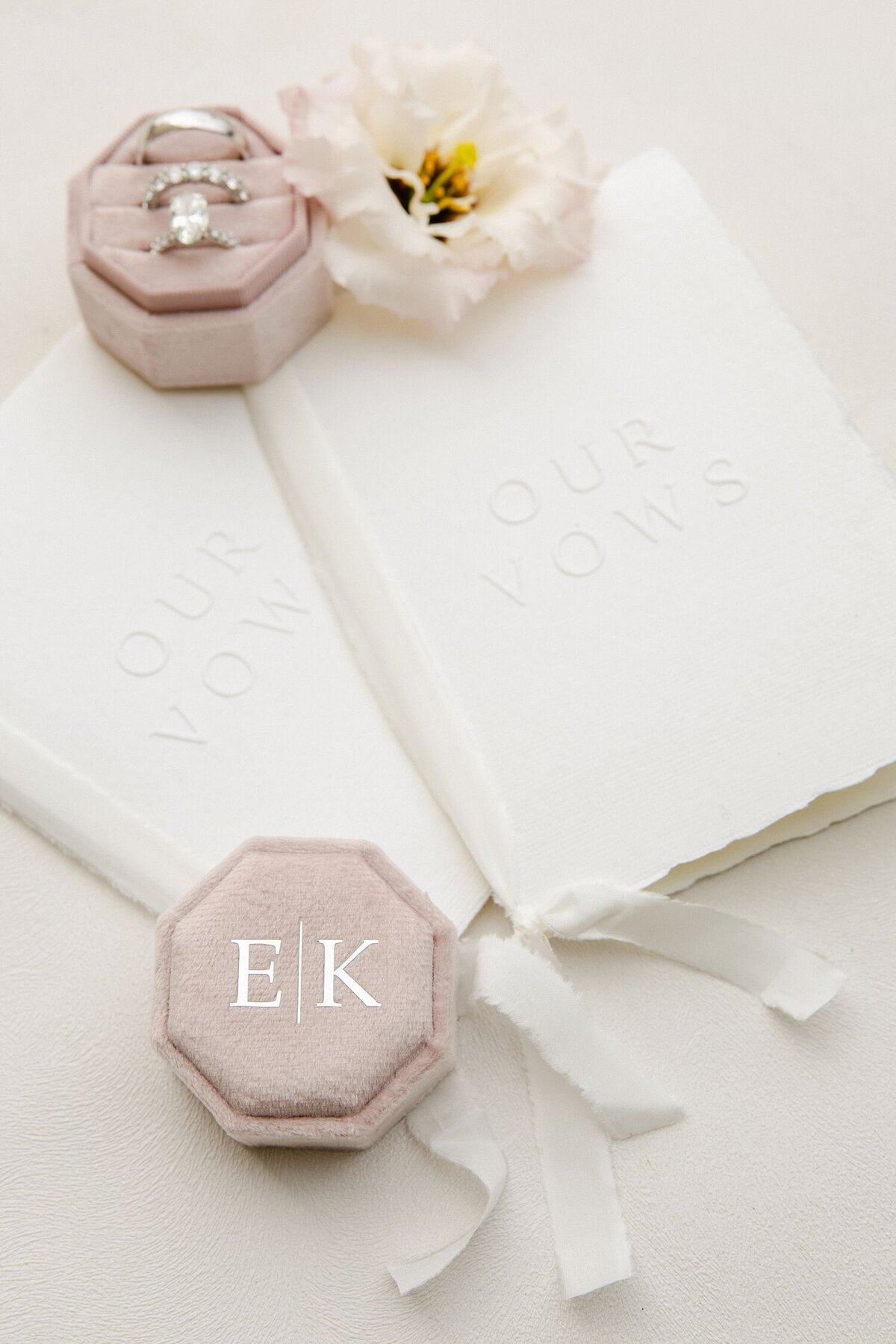 fashion-modern-candid-timeless-wedding-photographer-european-55