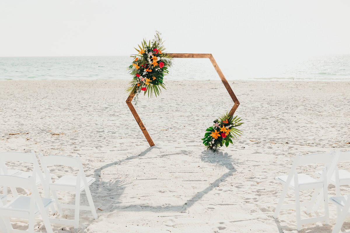 ariel-amir-photo-florida-beach-elopement-tropcial-chantilly-chic-celebrations-7