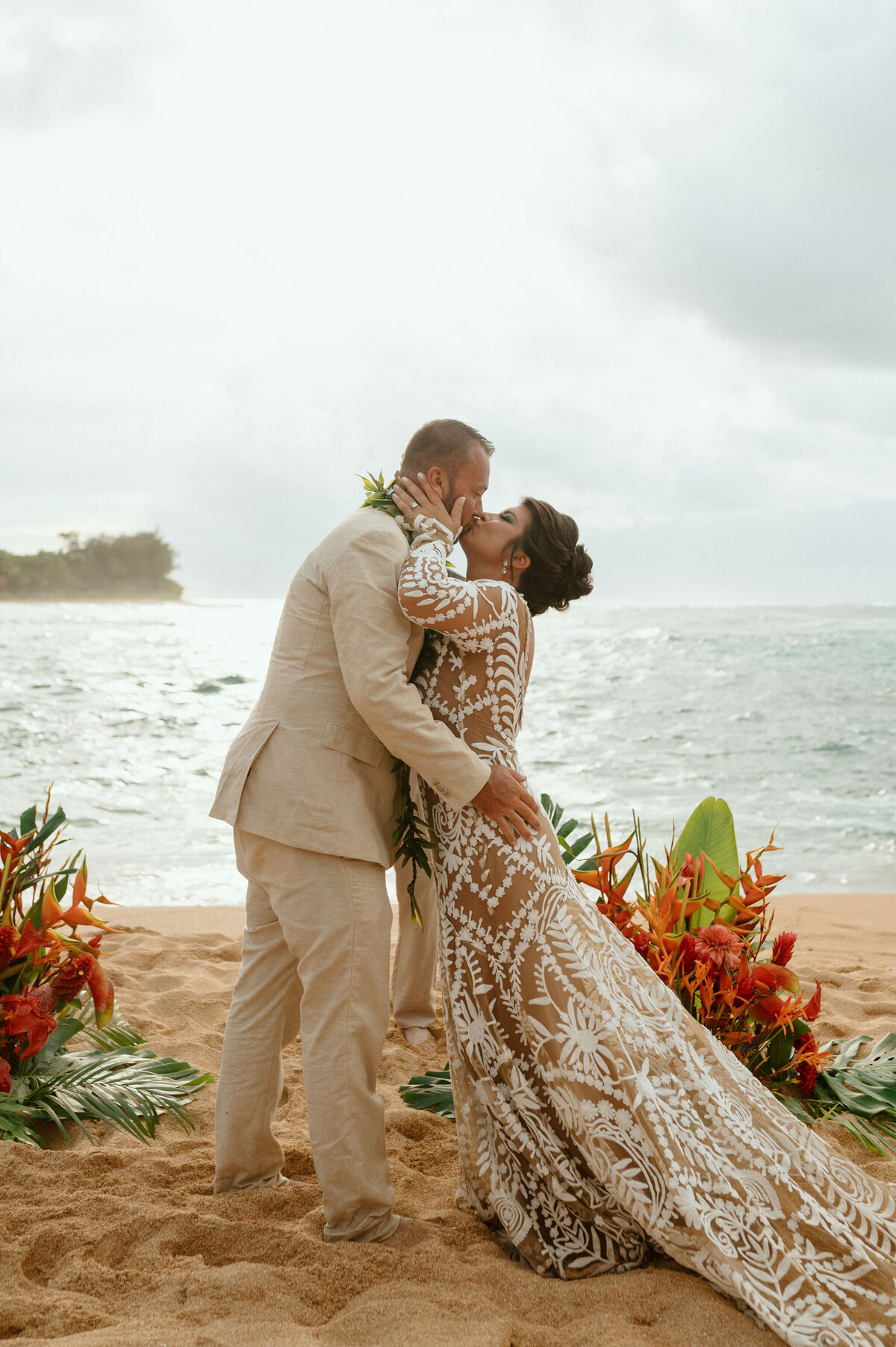 kauai-hawaii-wedding-776