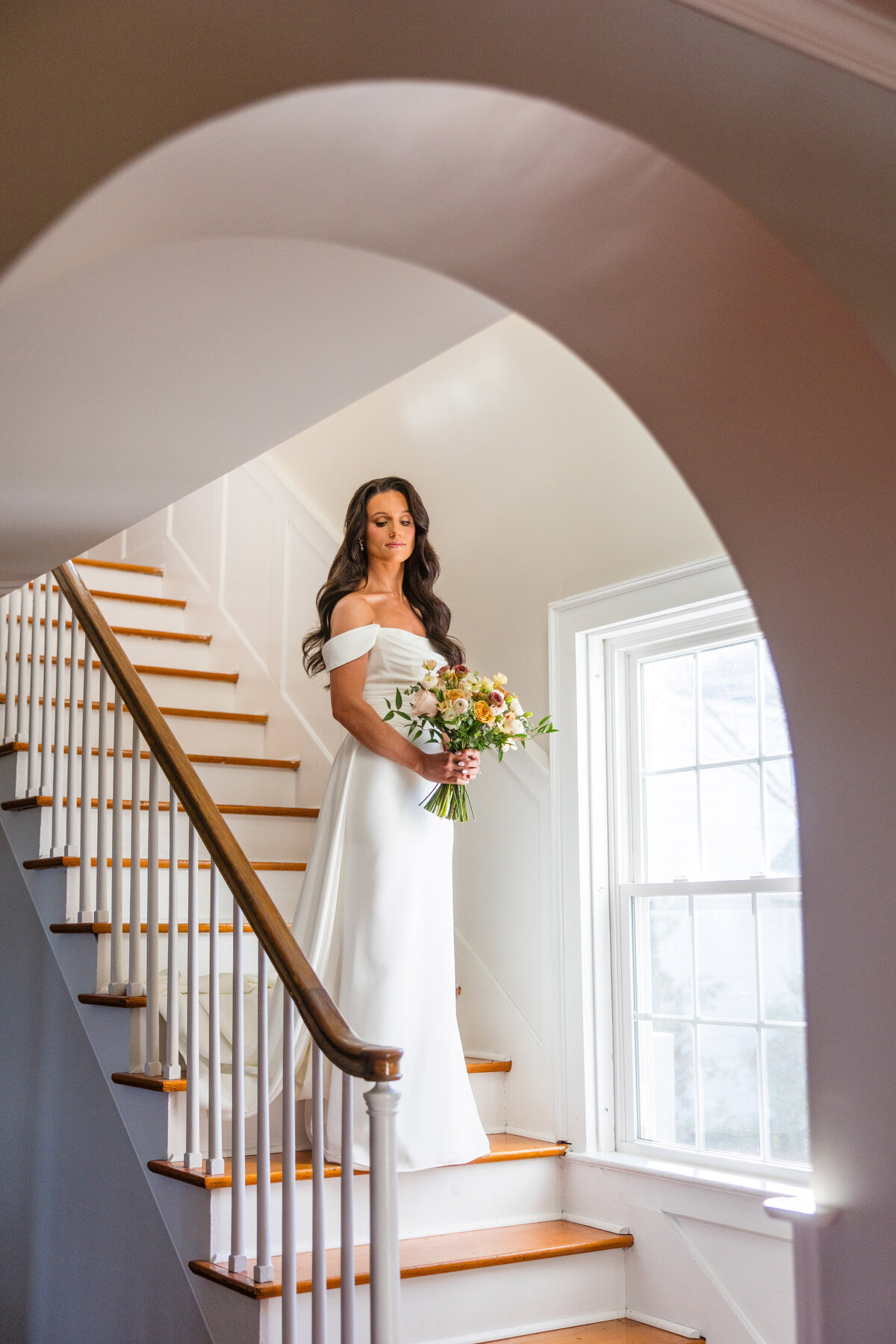 walker-wedding-group-bride