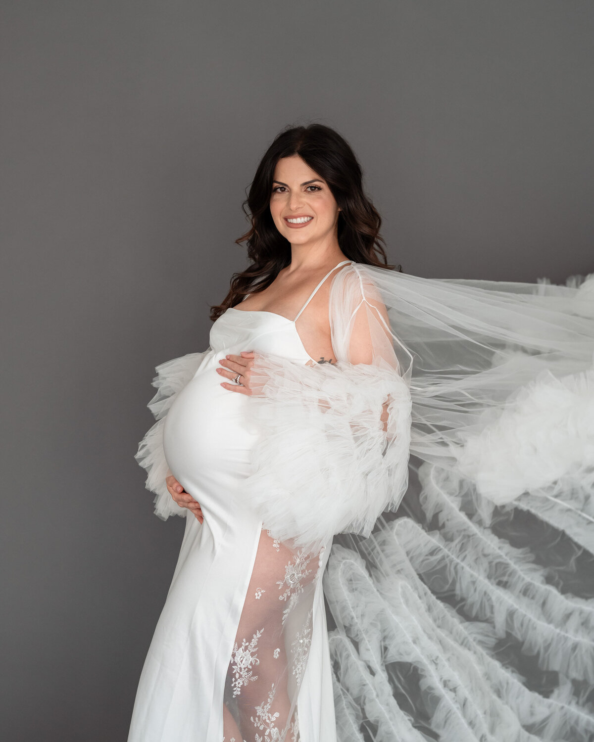 emmiclaire-maternity-seated-bench-elegant