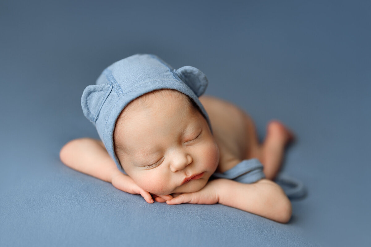 Grand Rapids newborn photographer