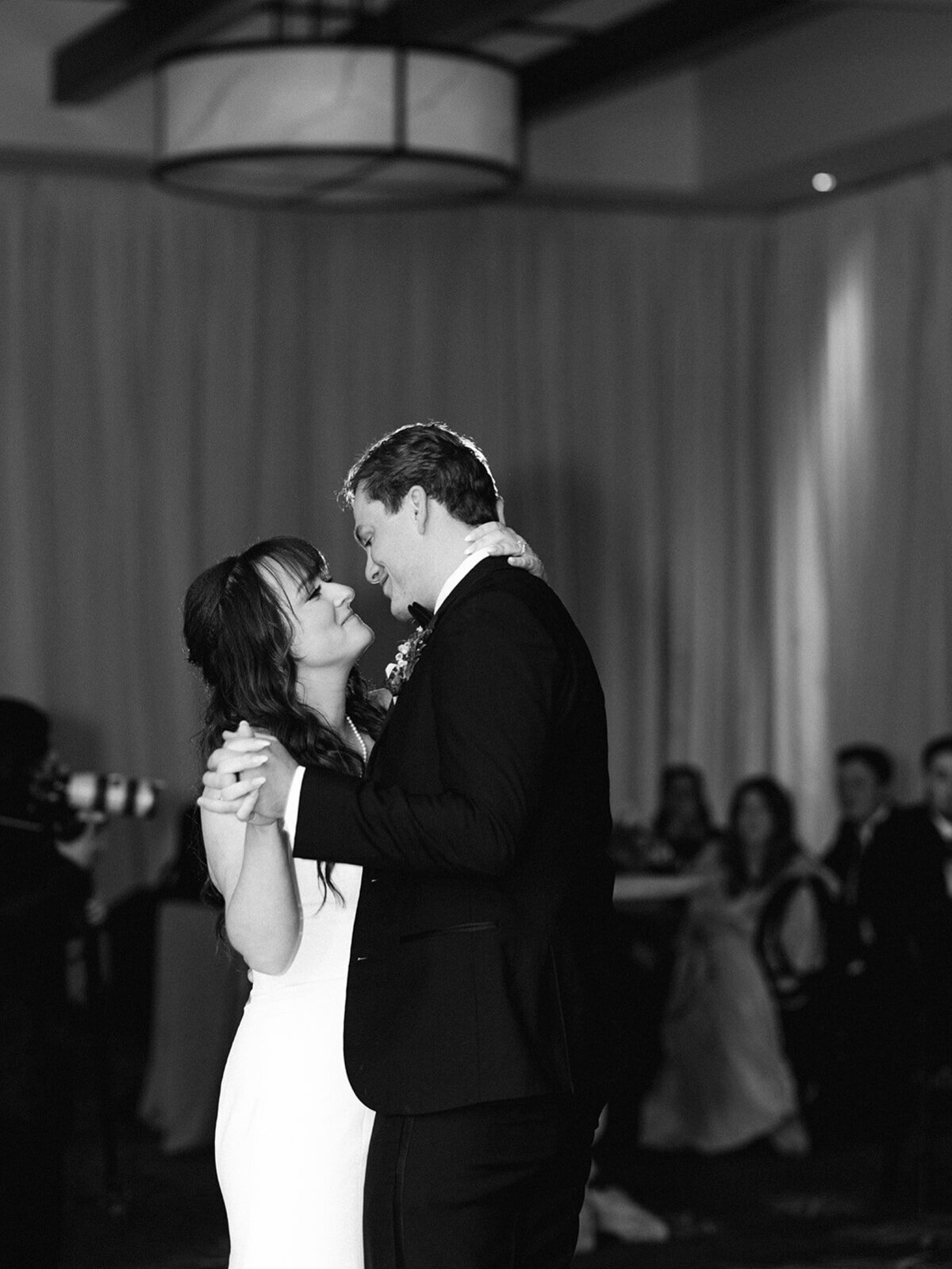E&B WED  23_ 574