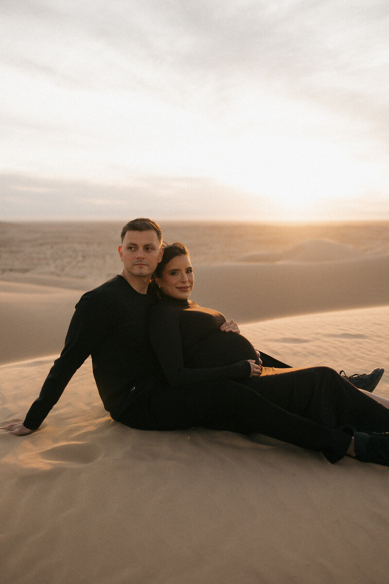 arizona-maternity-photo-with-husband-2